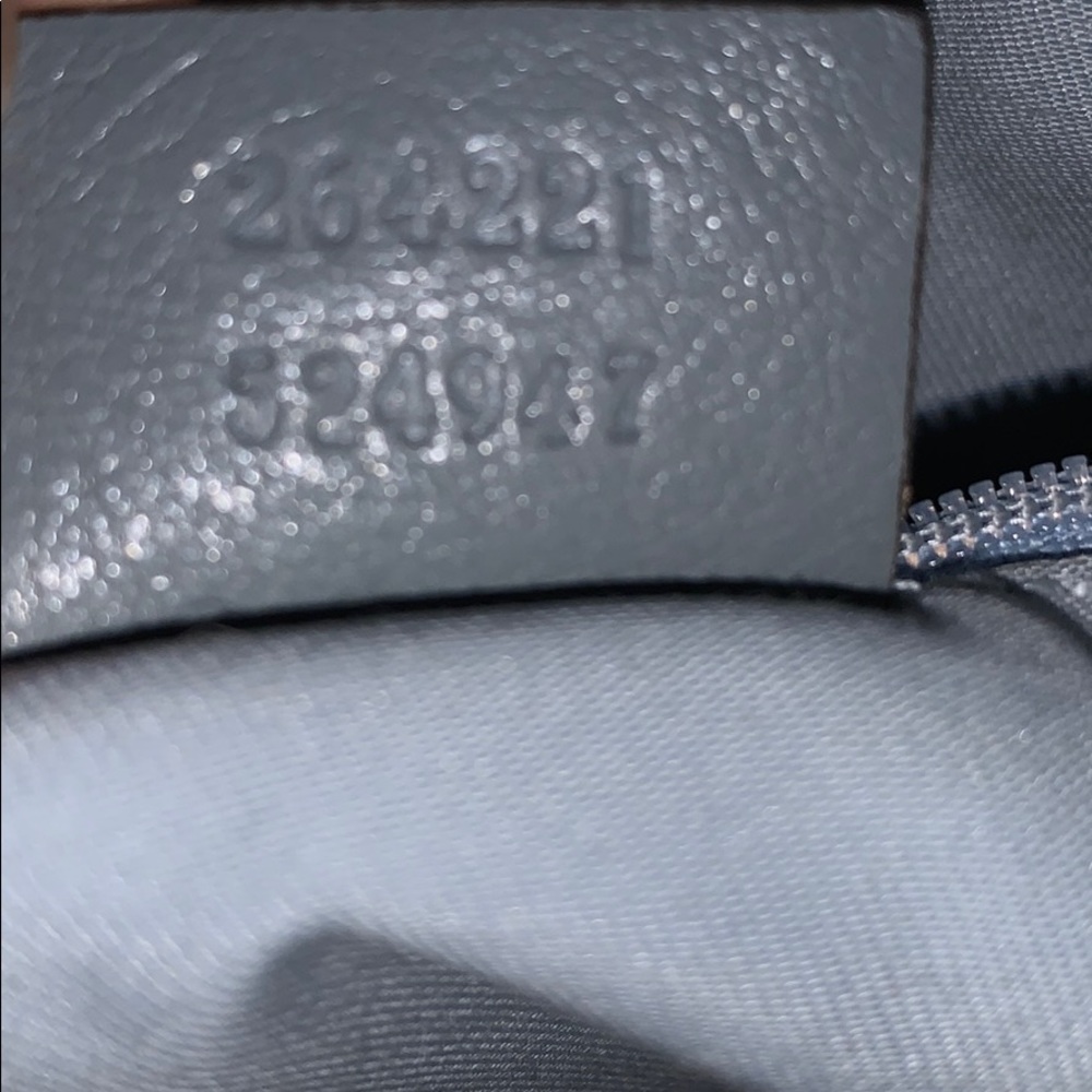 Gucci Shoulder Bag - Picture 5 of 6